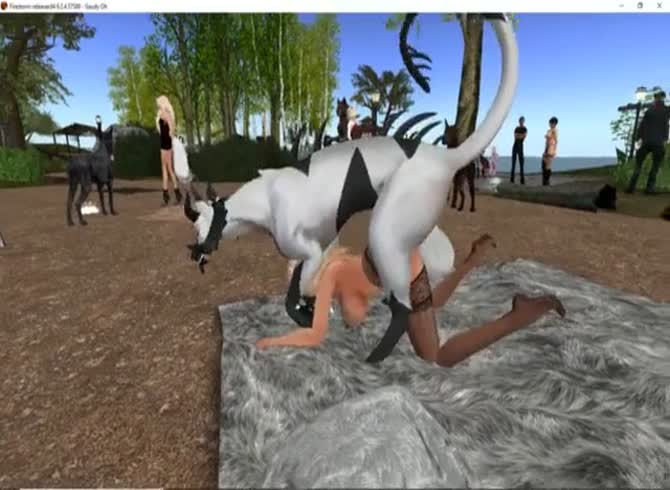 Video :Horse sex in the farm with kinky girl